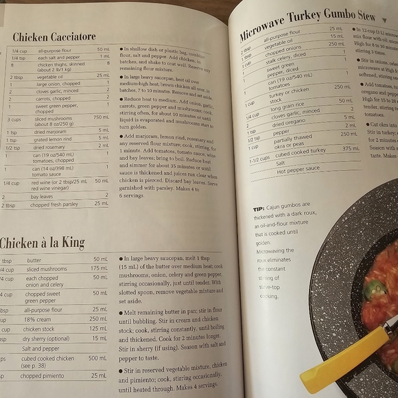 Canadian Living Set of 4 Cookbooks - Picture 8 of 8